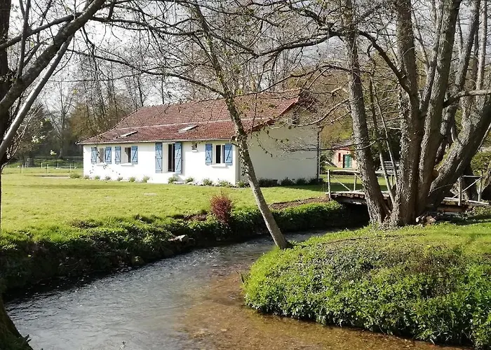 Holiday home Au Fil De L'eau A La Campagne Canny-sur-Therain