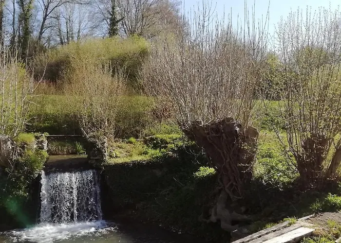 Holiday home Au Fil De L'eau A La Campagne Canny-sur-Therain